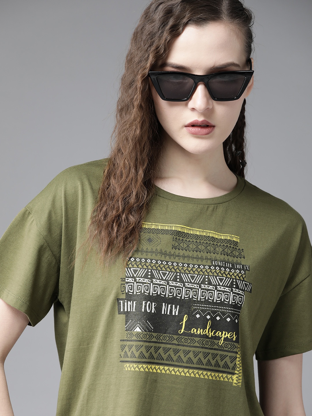 

Roadster Women Green Printed Round Neck Pure Cotton T-shirt