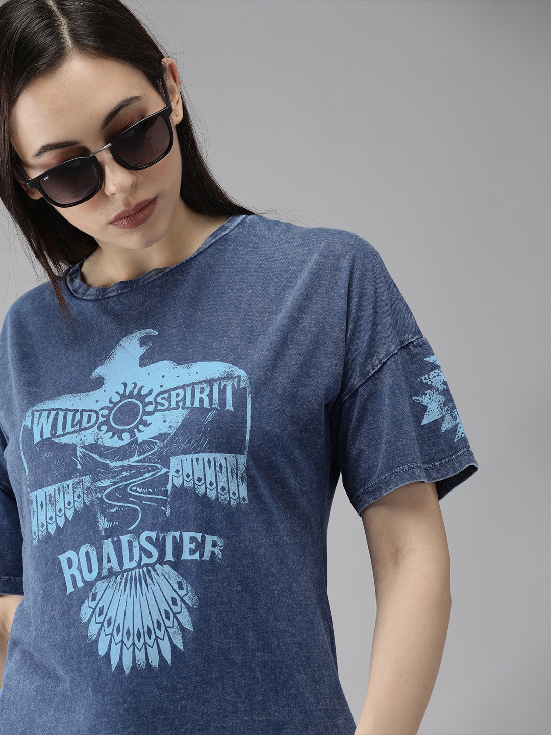 

Roadster Women Blue Brand Logo Printed Drop-Shoulder Sleeves Pure Cotton T-shirt