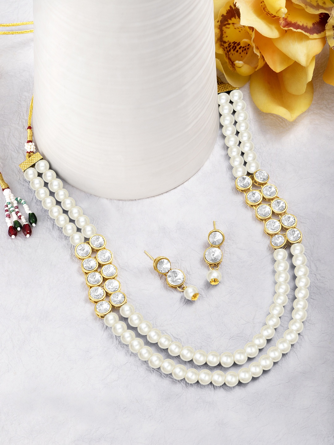 

Peora Gold Plated & White Kundan Jewellery Set