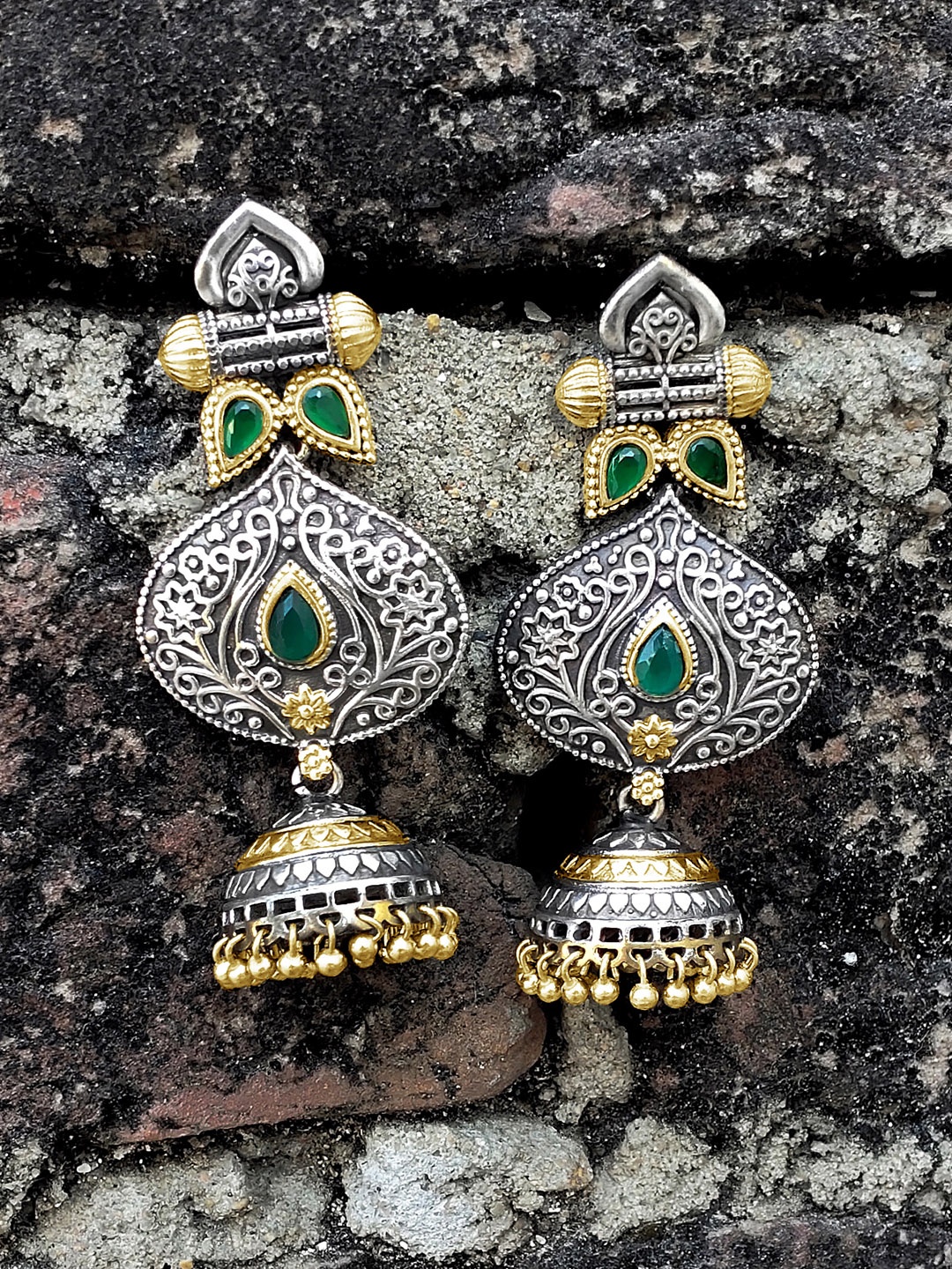 

Peora Green Gold Plated Classic Drop Earrings