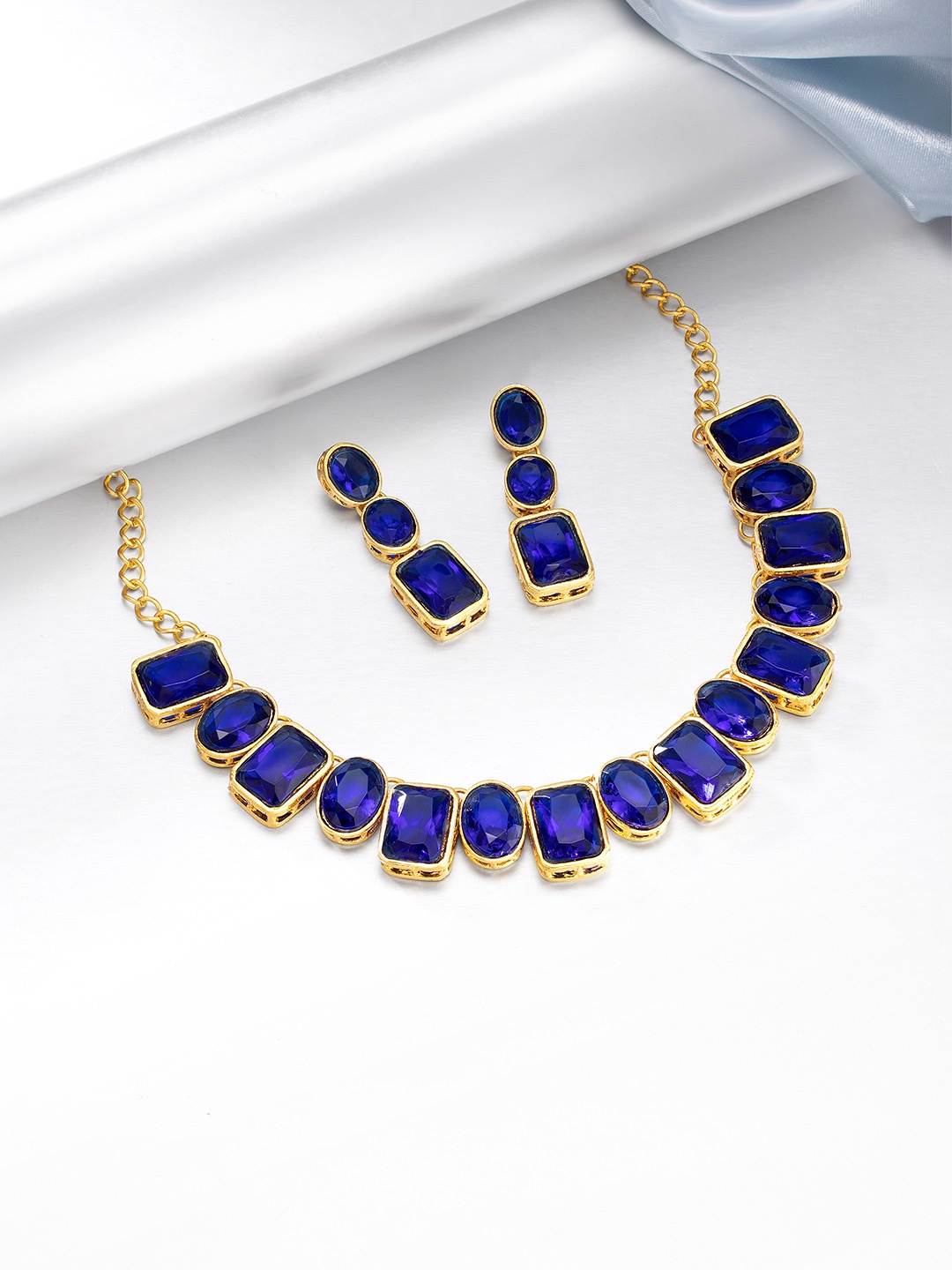 

Peora Blue & Gold-Toned Square Crystal Jewellery Set