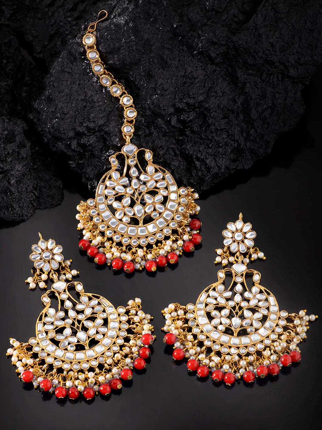 

Peora Red Gold-Plated Kundan & Beads Studded Jewellery Set