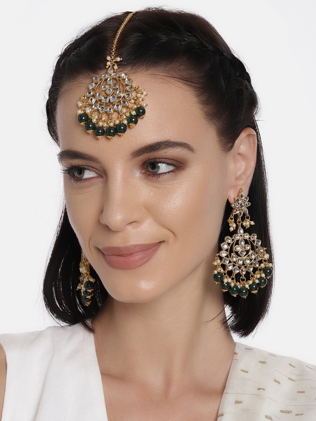 

Peora Gold-Plated & Off-White Kundan Studded Jewellery Set