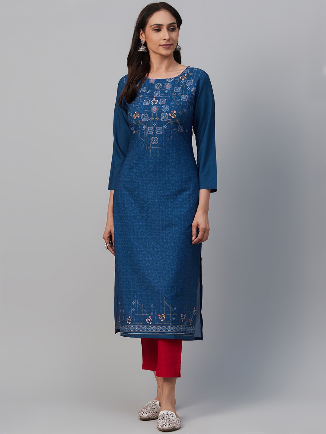 

AHIKA Women Navy Blue & Off-White Printed Straight Kurta