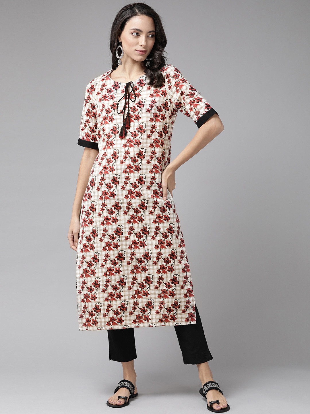 

Anouk Women Beige & Black Floral Printed Straight Kurta
