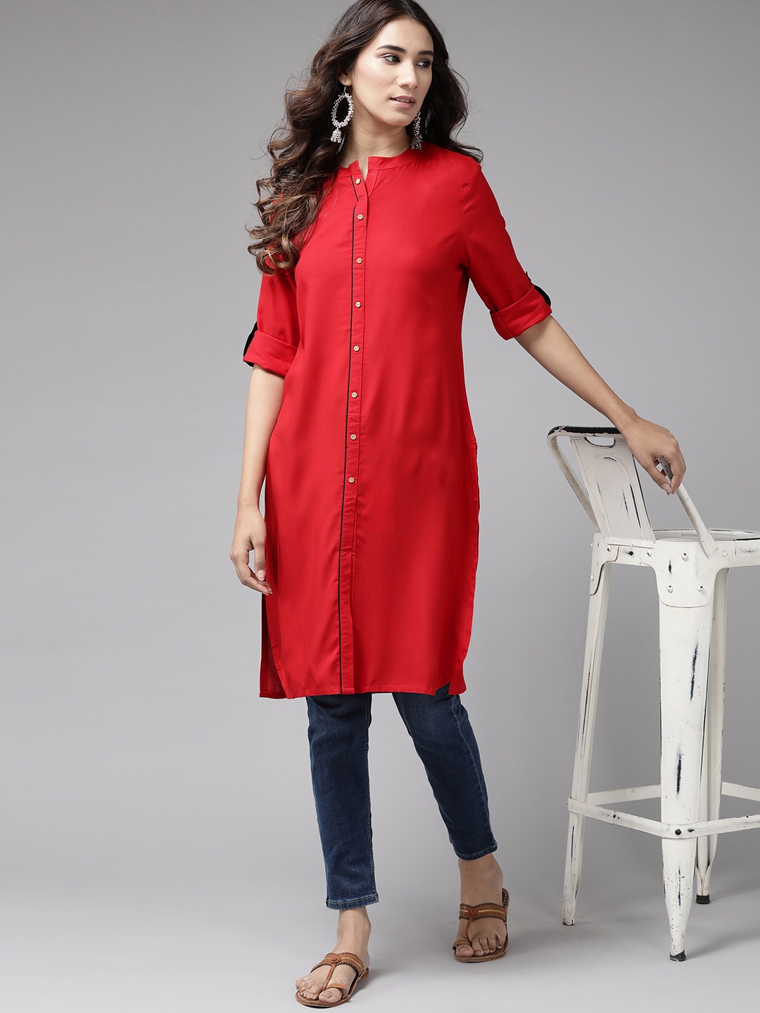 

Anouk Women Red Solid Straight Kurta