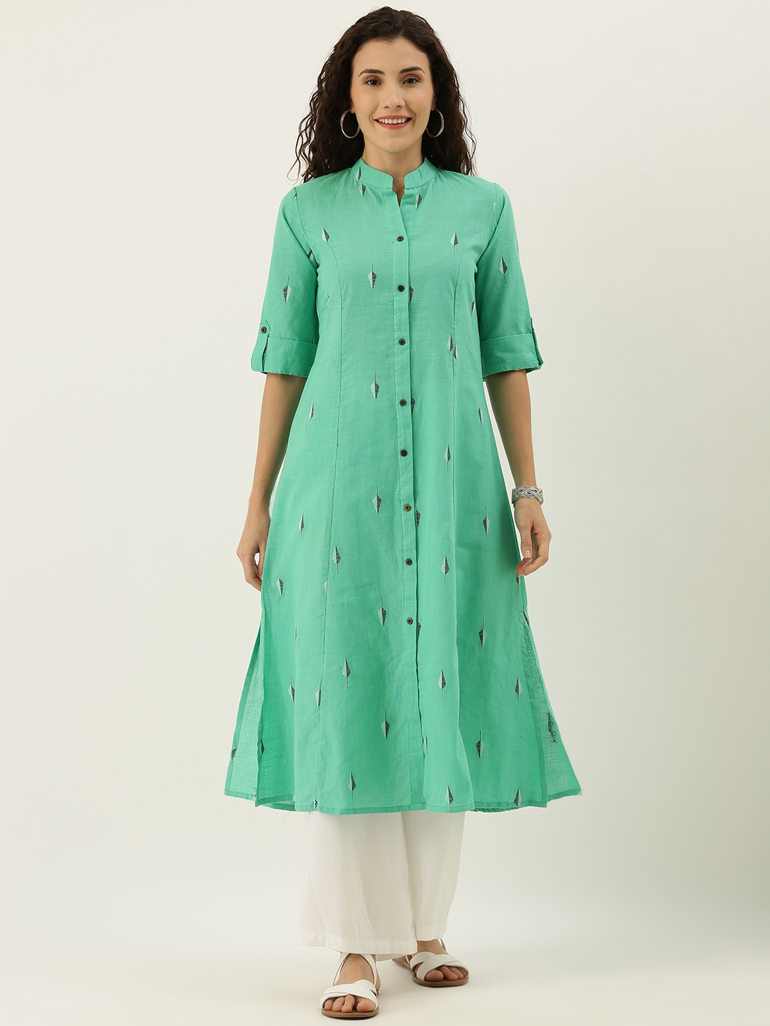 

FLAVIDO Women Green & White Woven Design Panelled A-Line Kurta