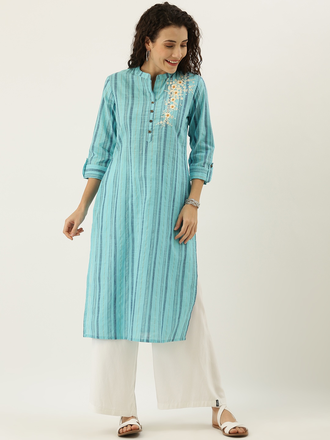 

FLAVIDO Women Blue Striped Straight Kurta With Embroidery