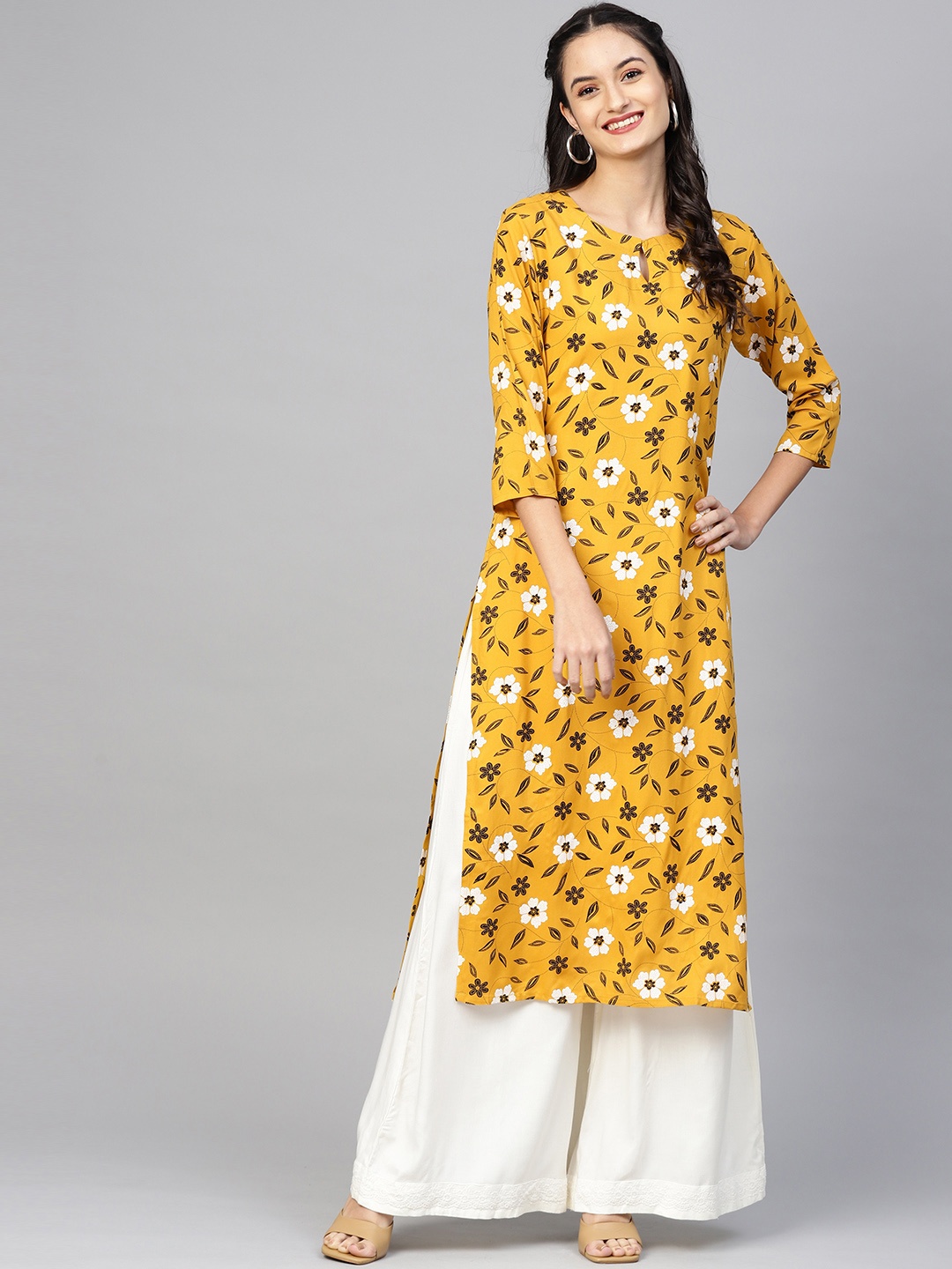 

Ginni Arora Label Women Mustard Yellow & Black Floral Print Straight Kurta