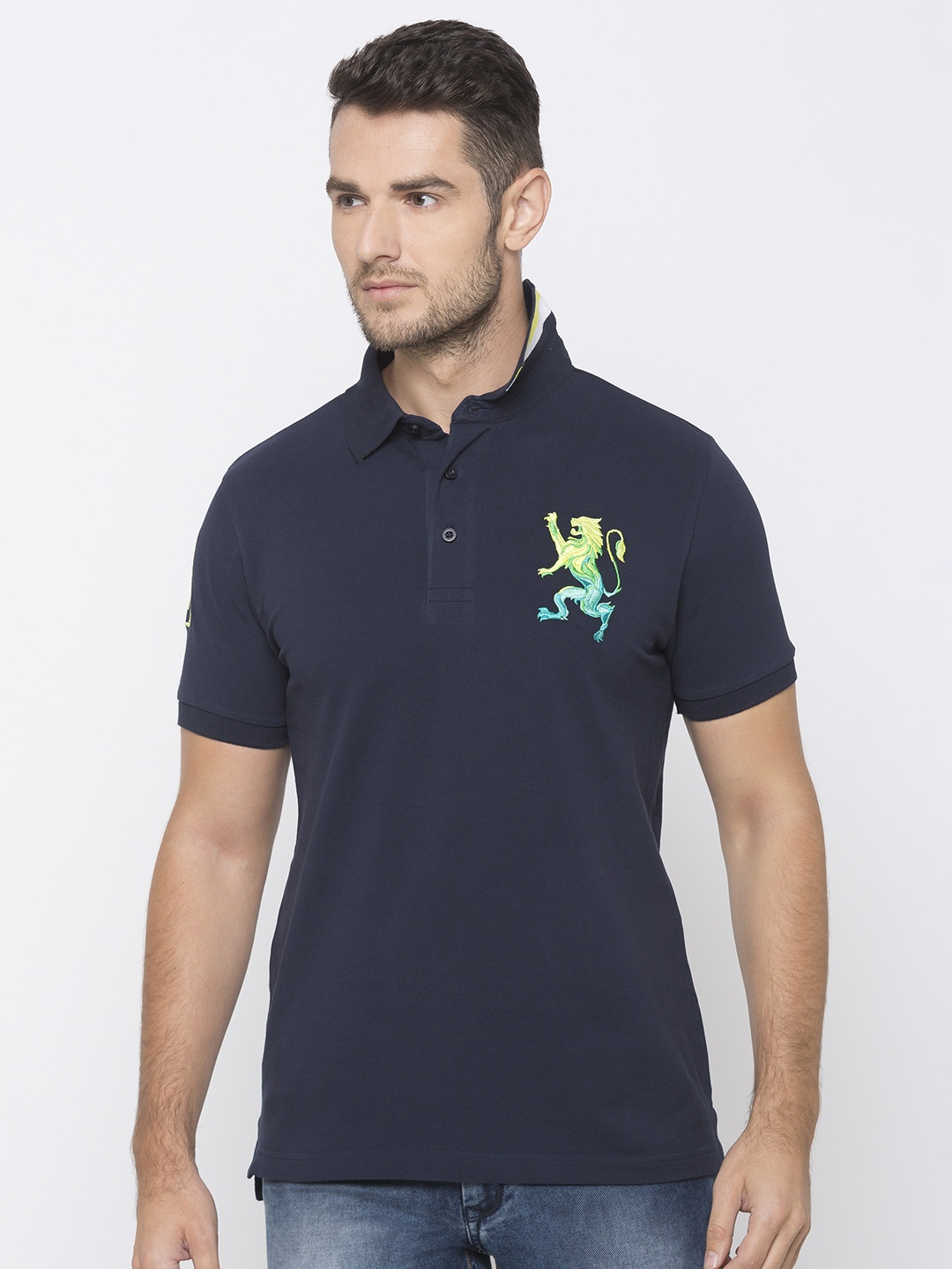 

GIORDANO Men Navy Blue Solid Polo Collar Slim Fit T-shirt