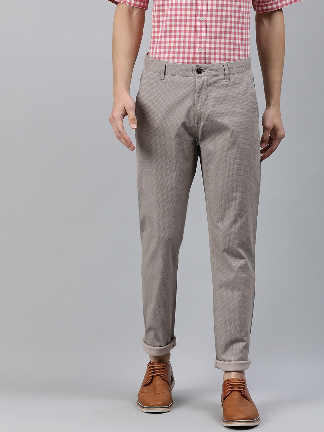 

Arrow Sport Men Grey Slim Fit Checked Regular Trousers