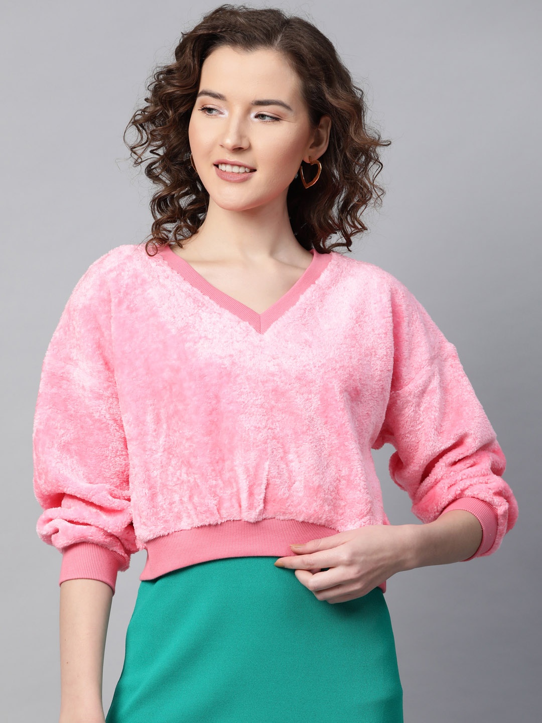 

SASSAFRAS Women Pink Faux Fur Crop Sweatshirt