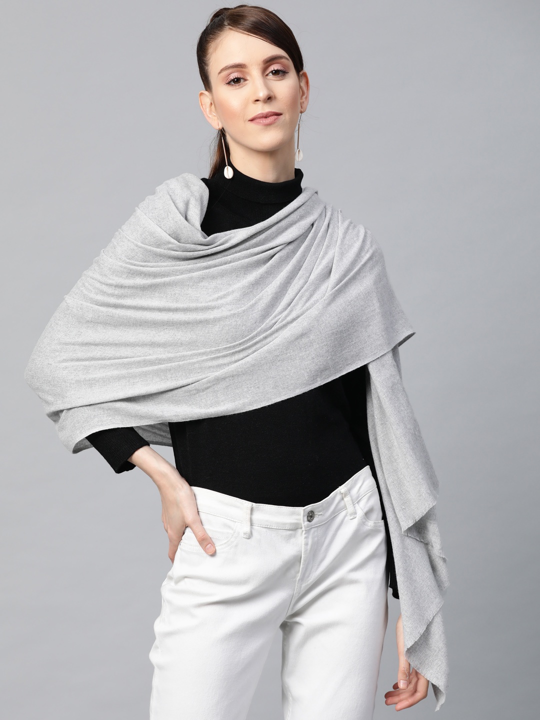 

SASSAFRAS Women Grey Melange Solid Stole