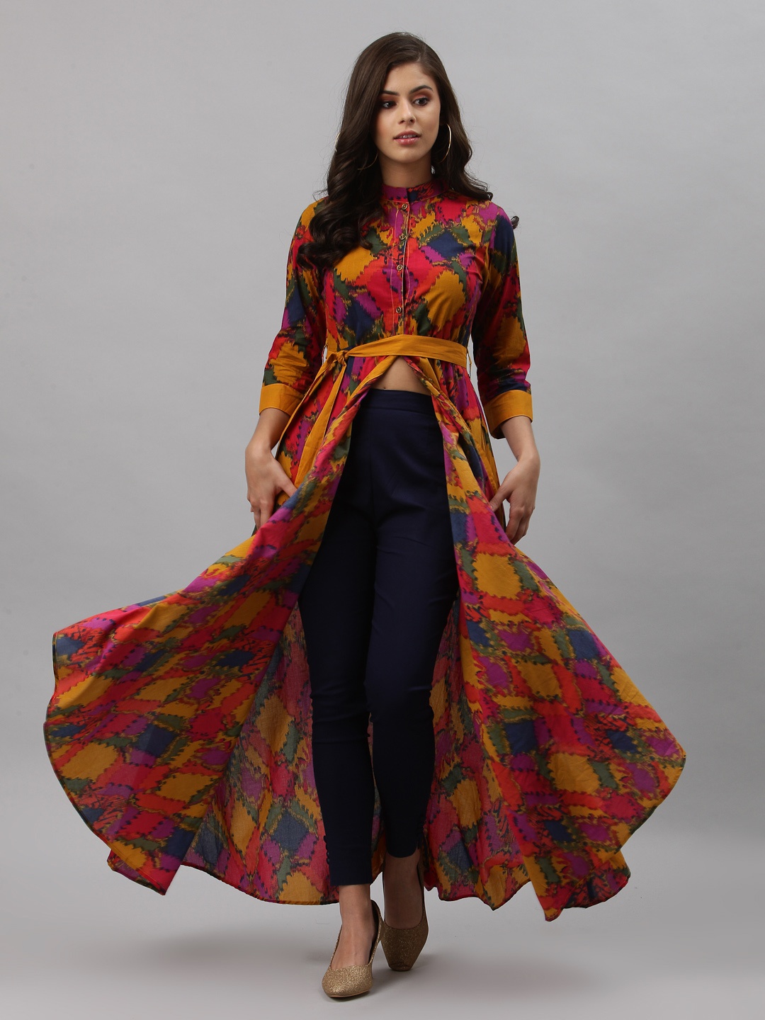 

Get Glamr Women Multicoloured Printed Anarkali Kurta & Mask, Multi