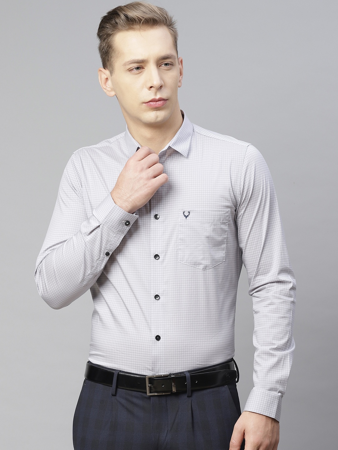 

Allen Solly Men Grey & White Regular Modern Fit Checked Formal Shirt