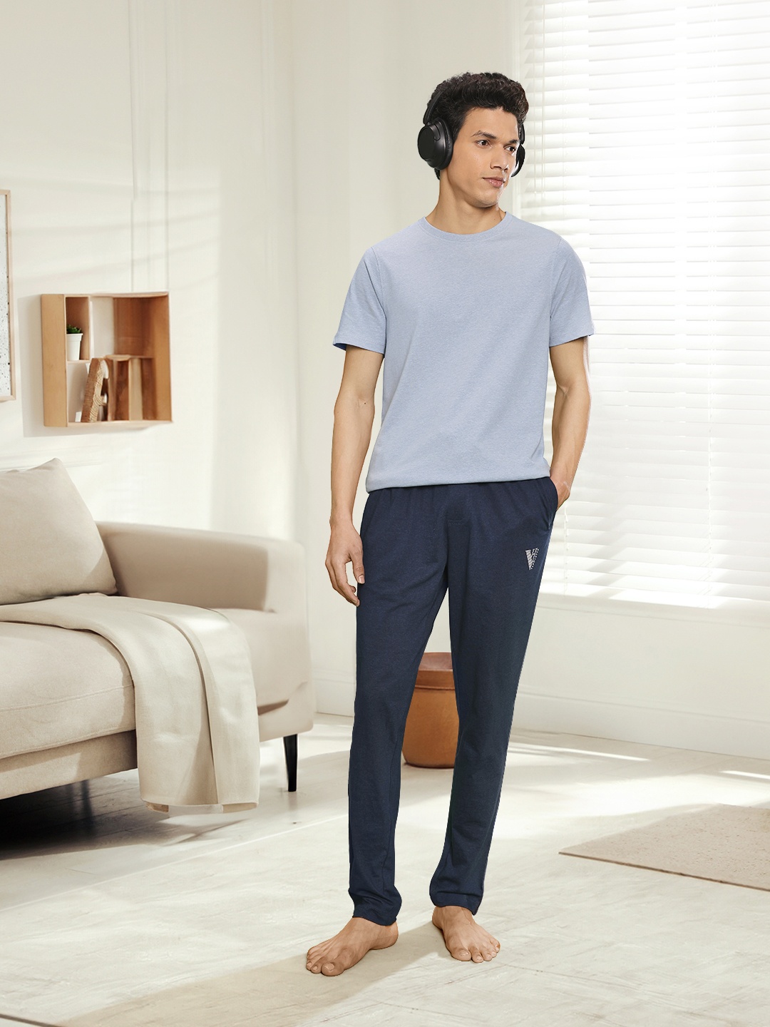 

Van Heusen Athleisure Men Smart Tech Easy Stain Release Lounge Pants, Blue