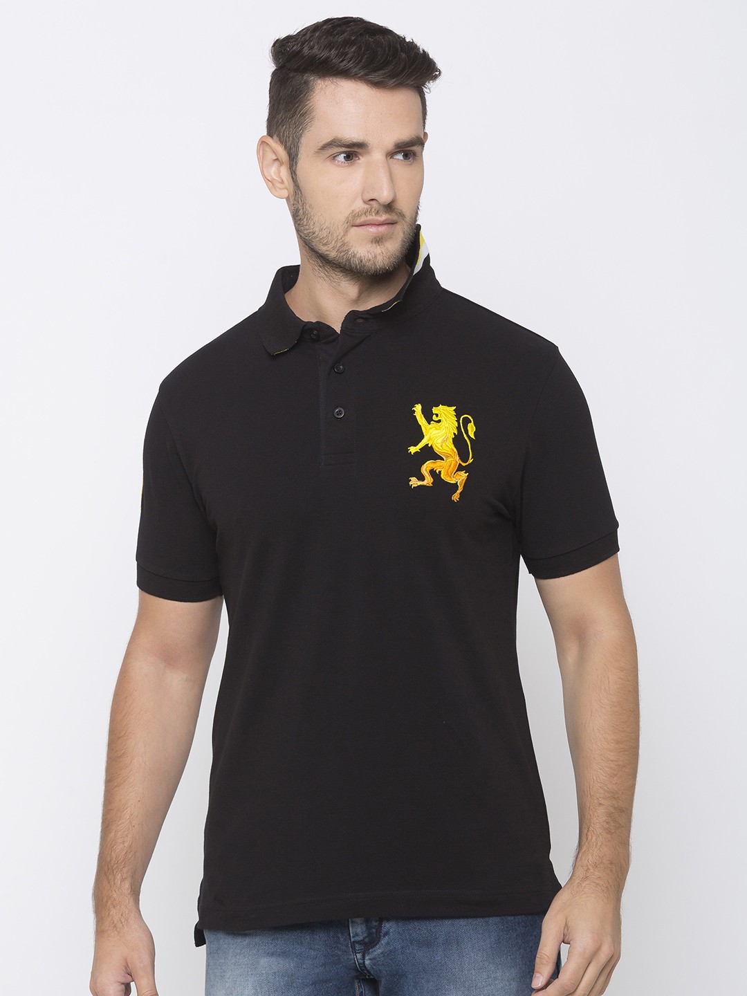 

GIORDANO Men Black Solid Polo Collar T-shirt