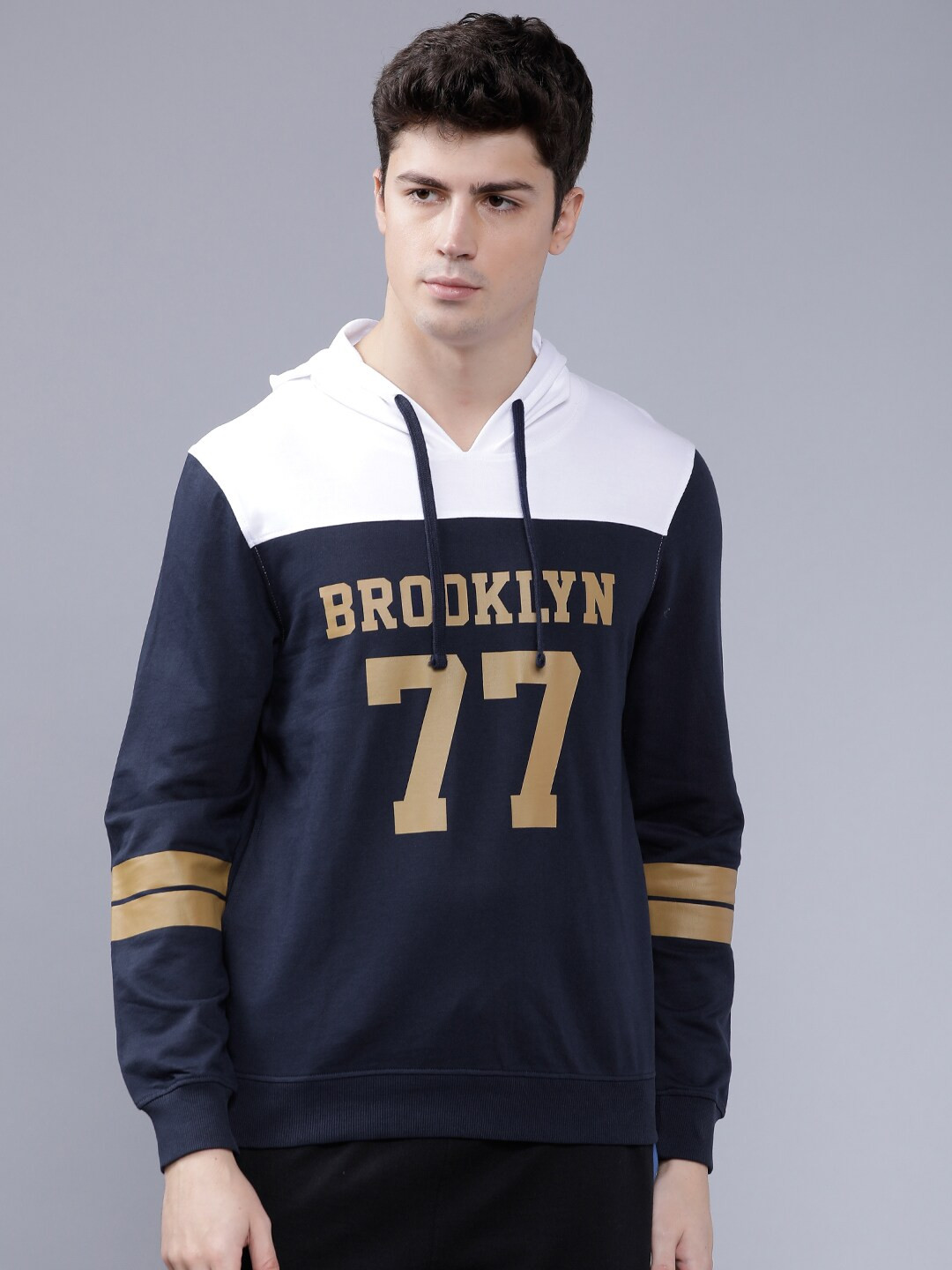 

The Indian Garage Co Men Navy Blue & White Printed Hooded Sweatshirt