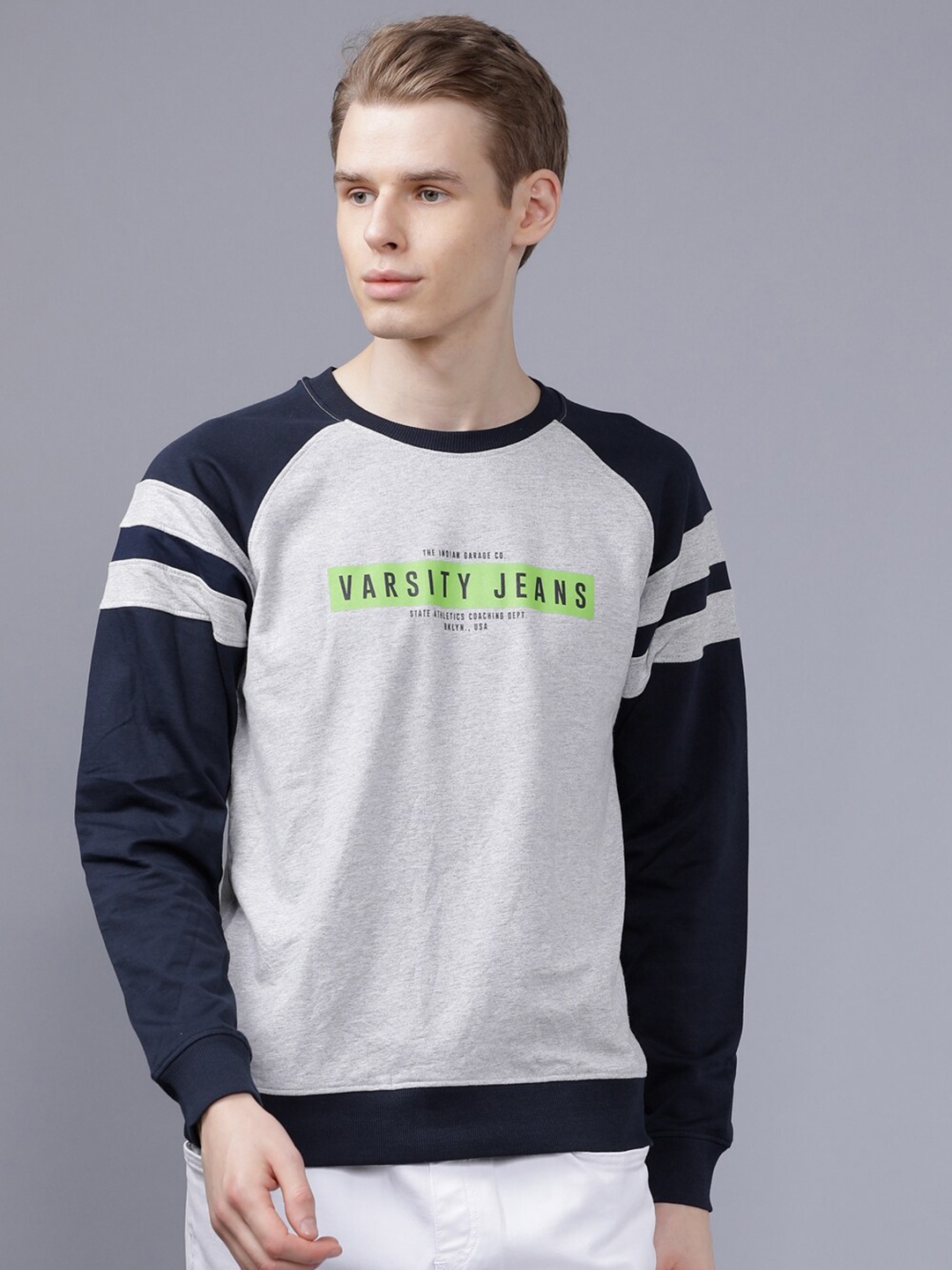 

The Indian Garage Co Men Grey Melange & Navy Blue Colourblocked Sweatshirt