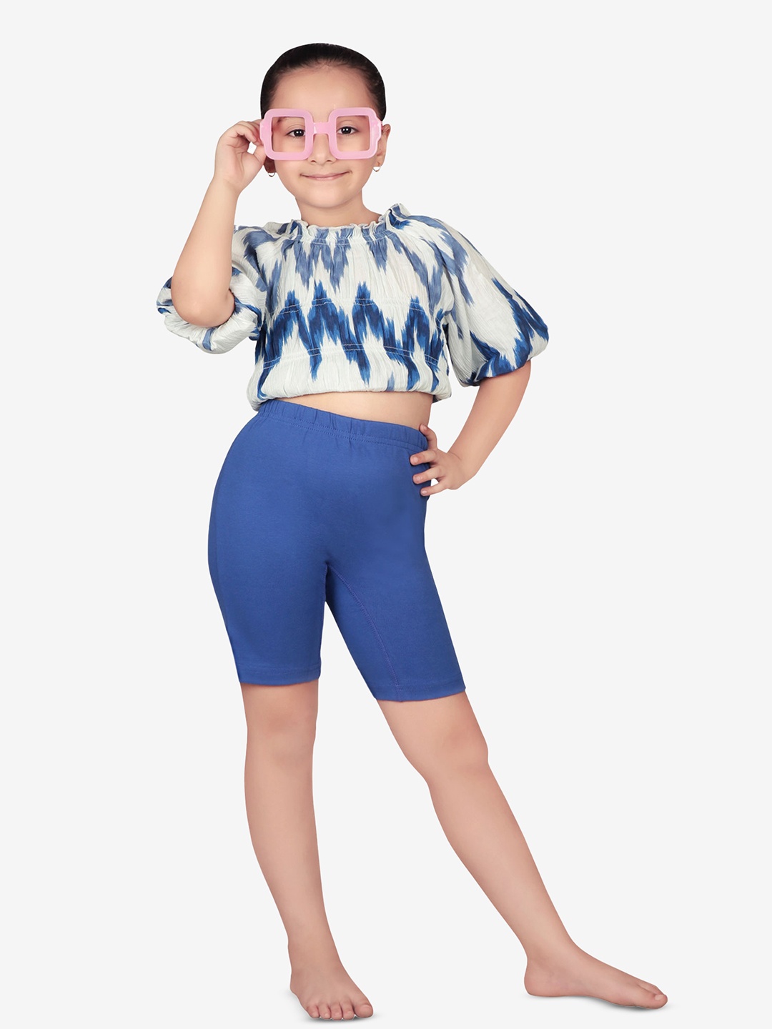 

PROTEENS Girls Blue Solid Slim Fit Sports Shorts