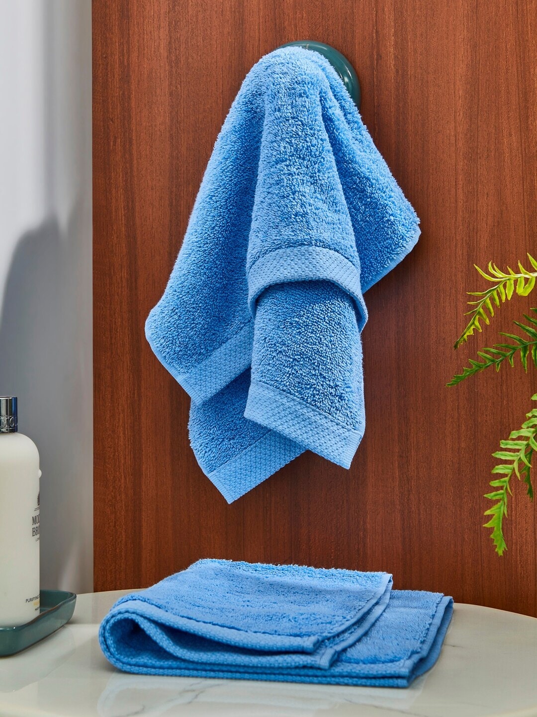 

DDecor Unisex Set Of 2 Blue Solid 550 GSM Live Beautiful Hand Towels