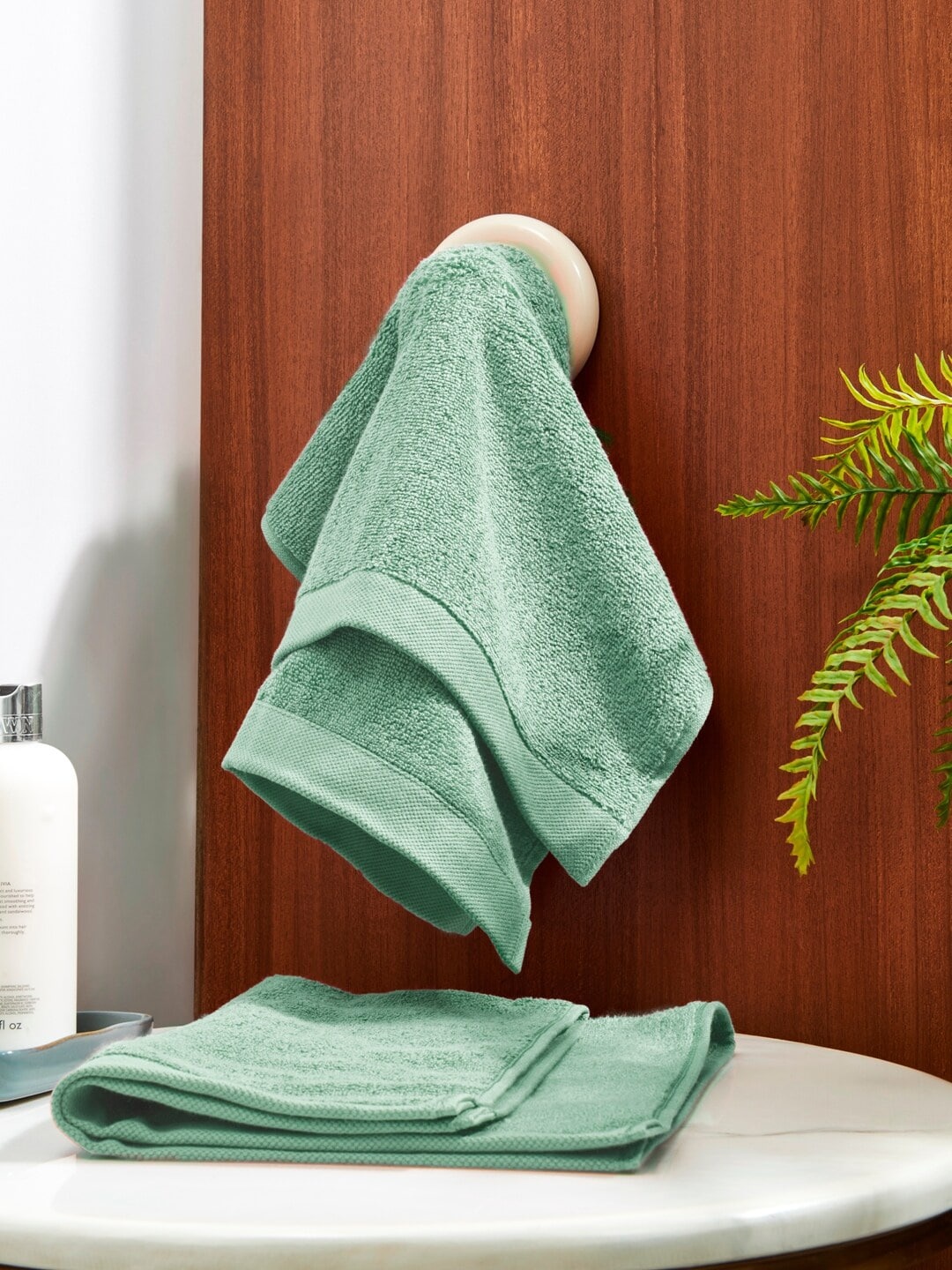 

DDecor Unisex Set Of 2 Green Solid 450 GSM Live Beautiful Hand Towels