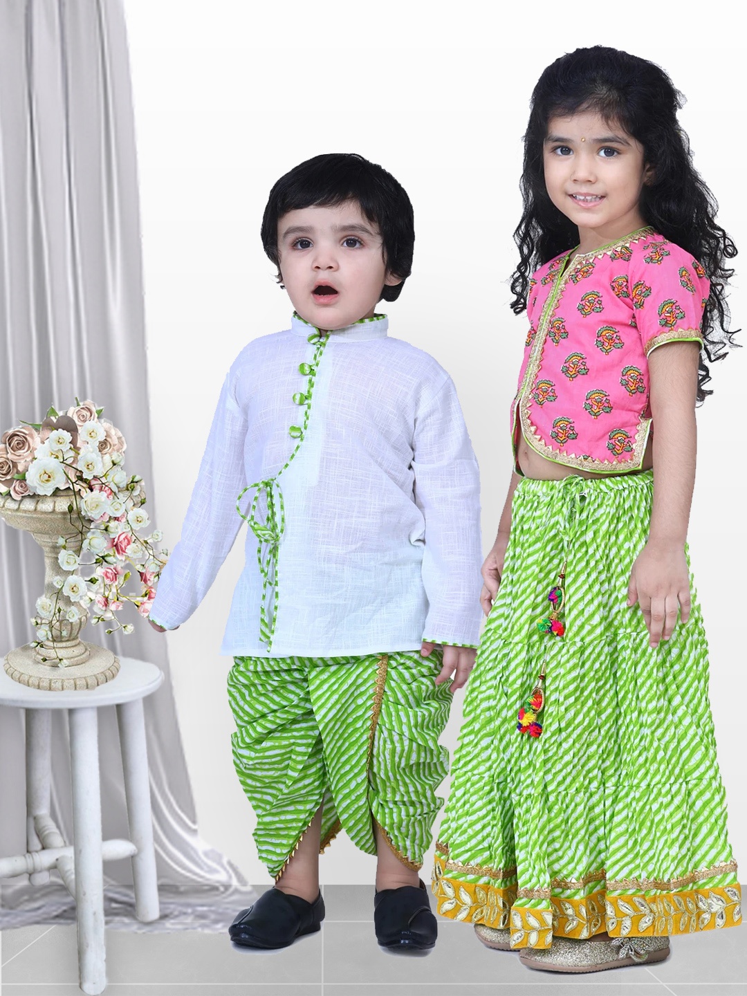 

BownBee Boys White & Green Solid Kurta with Dhoti Pants