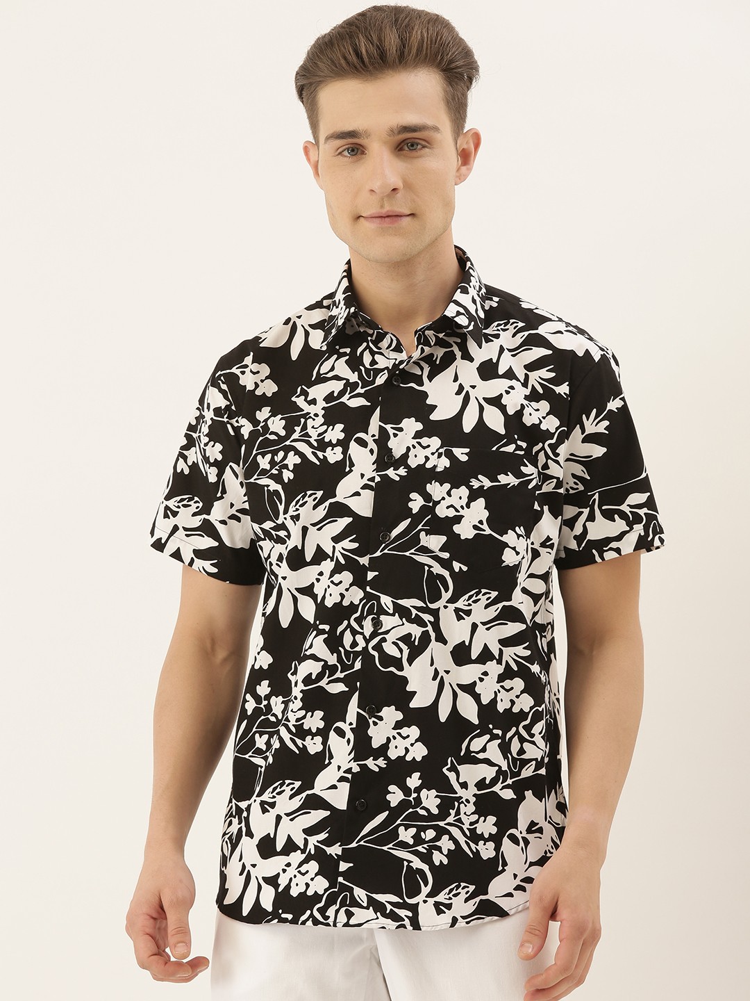 

Hancock Men Black & White Slim Fit Floral Printed Casual Resort Shirt