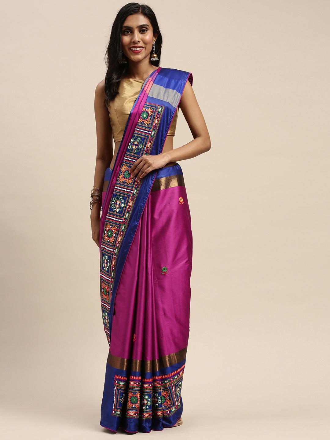 

Mitera Pink Solid Silk Cotton Saree With Embroidered Detailing