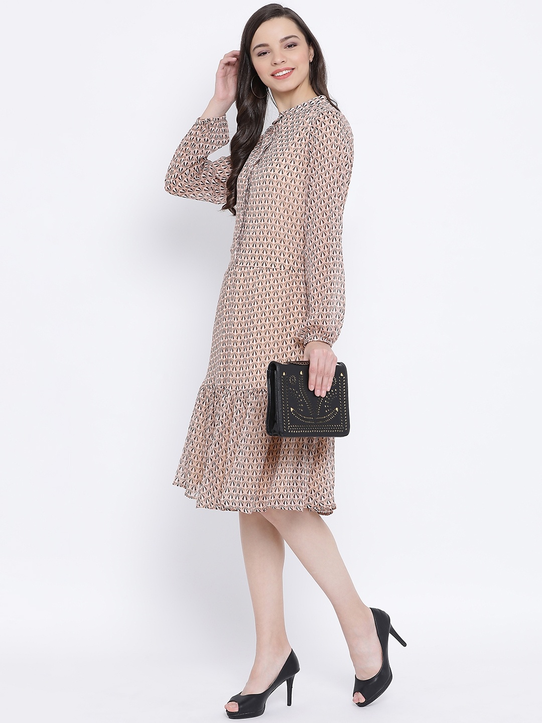 

Oxolloxo Women Beige Printed A-Line Dress
