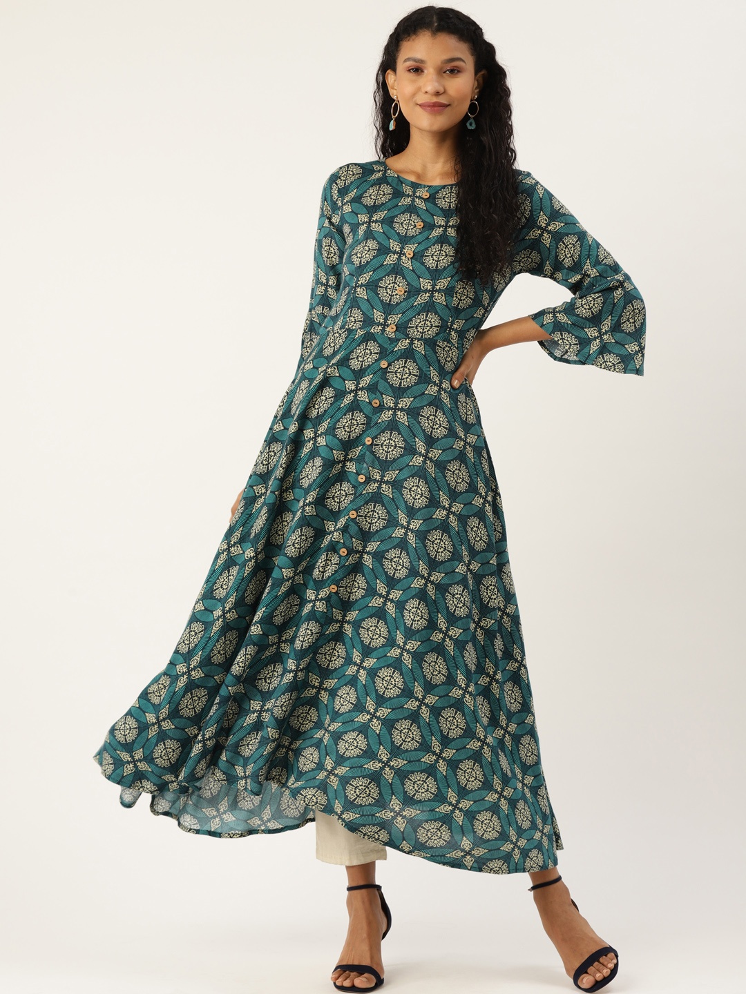 

Cottinfab Women Green & Beige Geometric Printed A-Line Kurta
