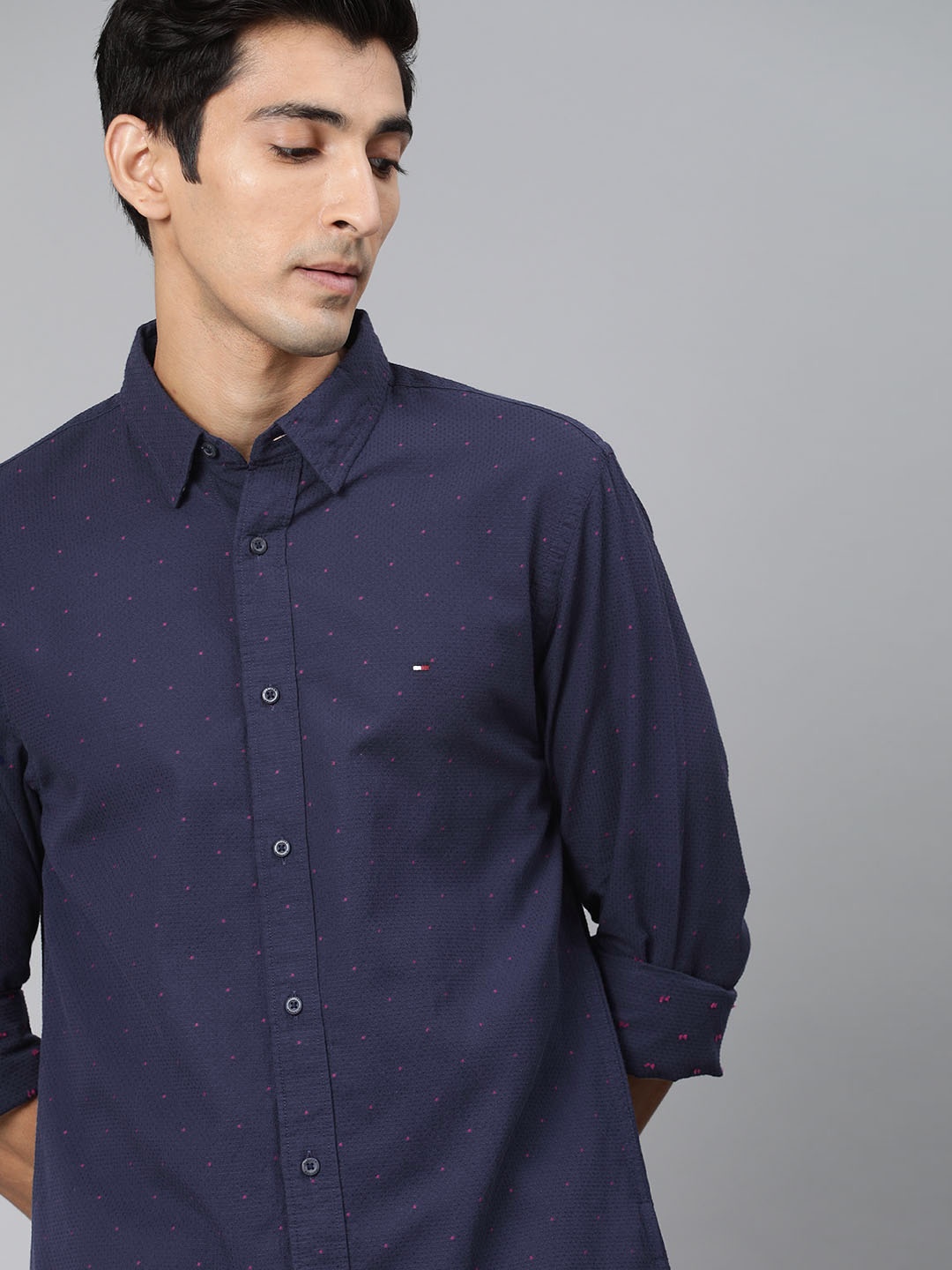 

Tommy Hilfiger Men Navy Blue Regular Fit Printed Casual Shirt
