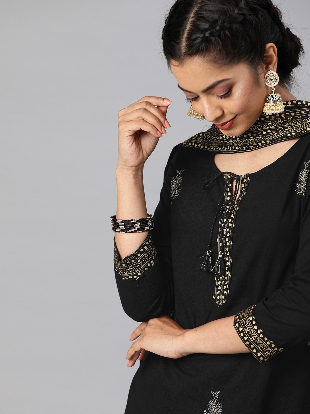 

Ishin Women Black & Gold-Toned Embroidered Kurta with Palazzos & Dupatta