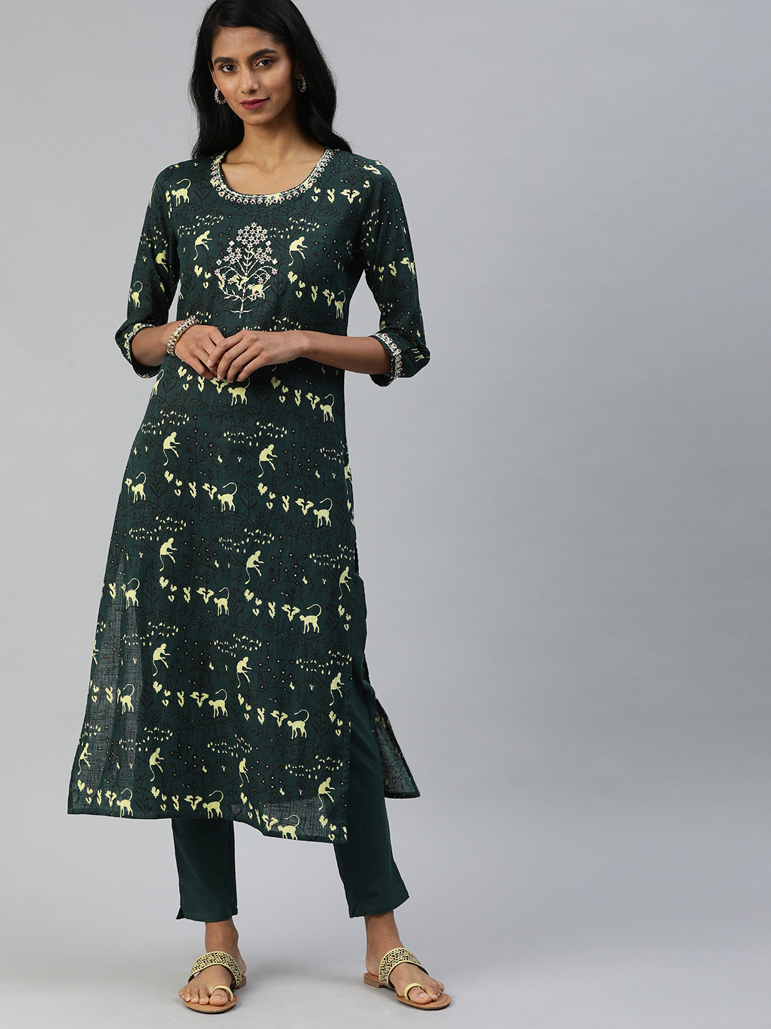 

Ishin Women Green & Beige Printed Kurta with Trousers