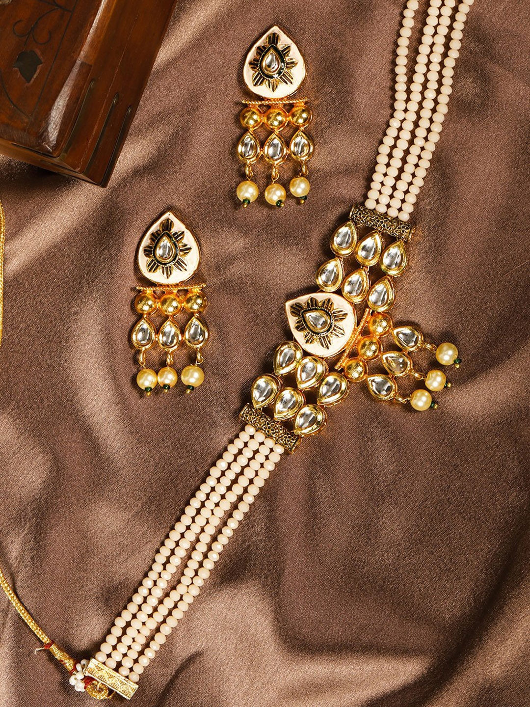 

Priyaasi Peach-Coloured Gold-Plated Stone-Studded Beaded Handcrafted Jewellery Set