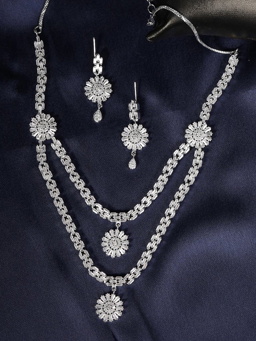 

Priyaasi Silver-Plated AD-Studded Handcrafted Jewellery Set