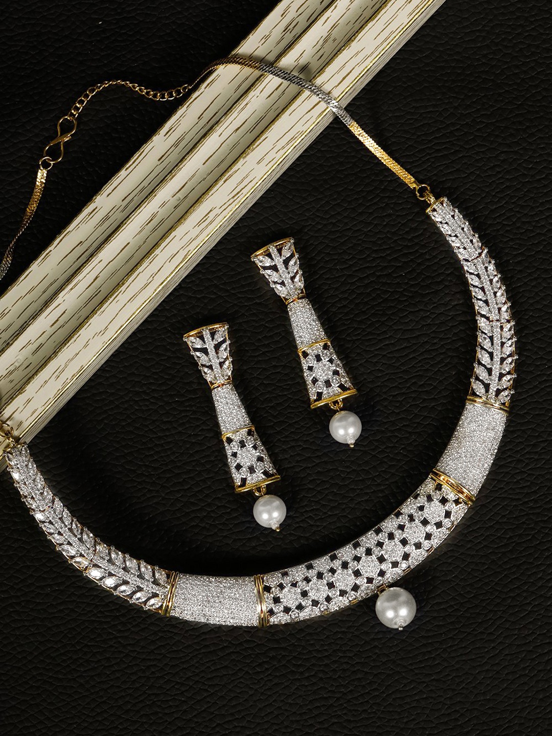 

Priyaasi White Gold-Plated American Diamond-Studded Handcrafted Beaded Jewellery Set