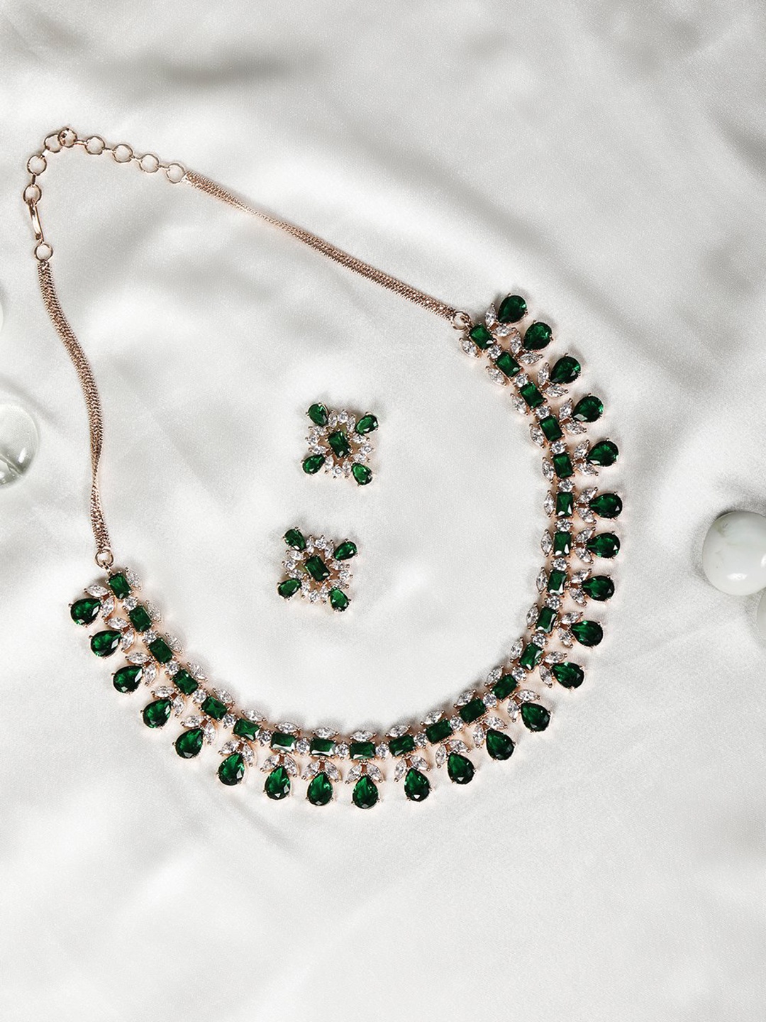 

Priyaasi Green Rose Gold-Plated American Diamond-Studded Handcrafted Jewellery Set