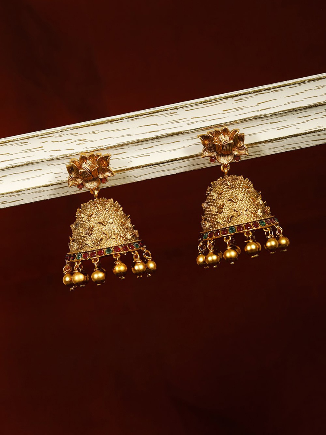 

Priyaasi Maroon & Green Gold-Plated Handcrafted Stone-Studded & Beaded Dome Shaped Jhumkas