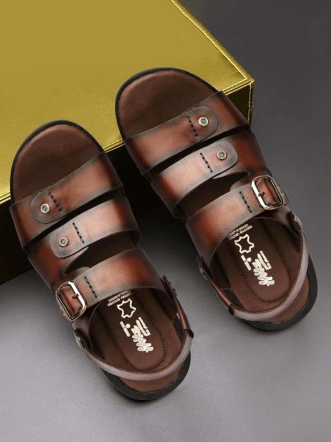 

Hitz Men Brown Leather Comfort Sandals