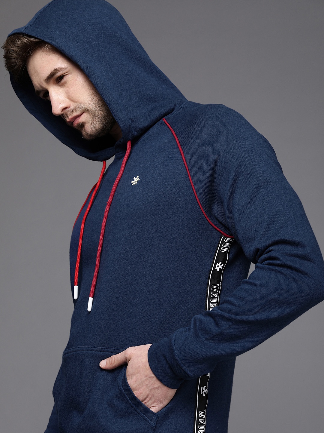 

WROGN Men Blue Solid Slim Fit Hooded Sweatshirt