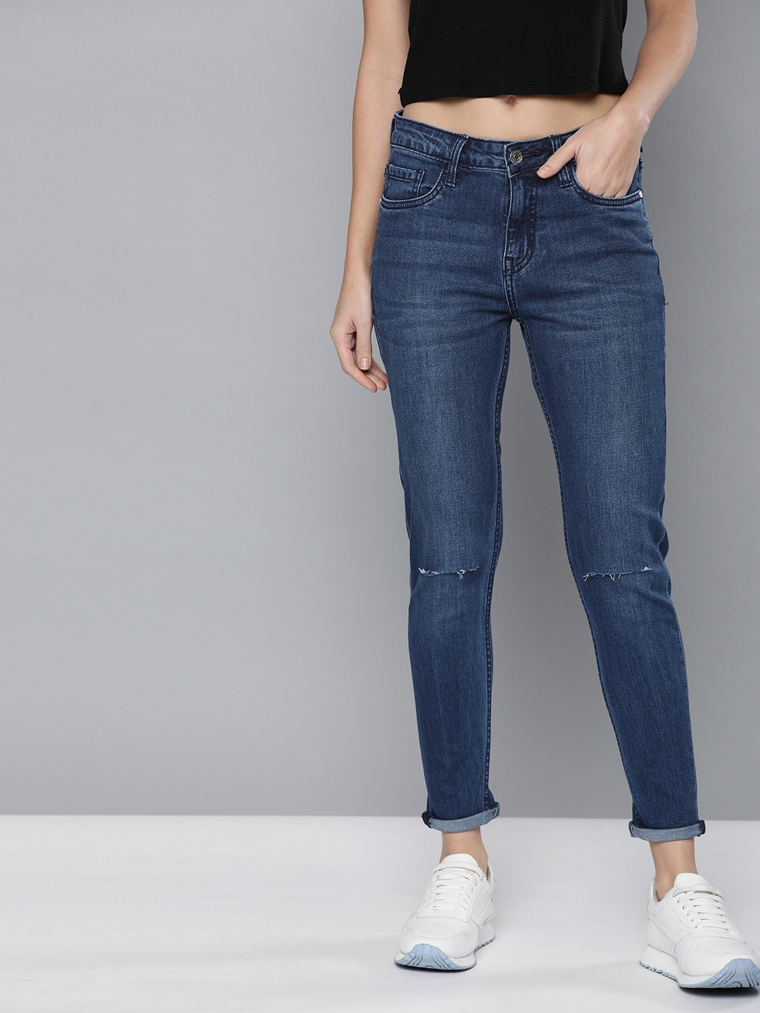 

Harvard Women Blue Skinny Fit Mid-Rise Slash Knee Jeans