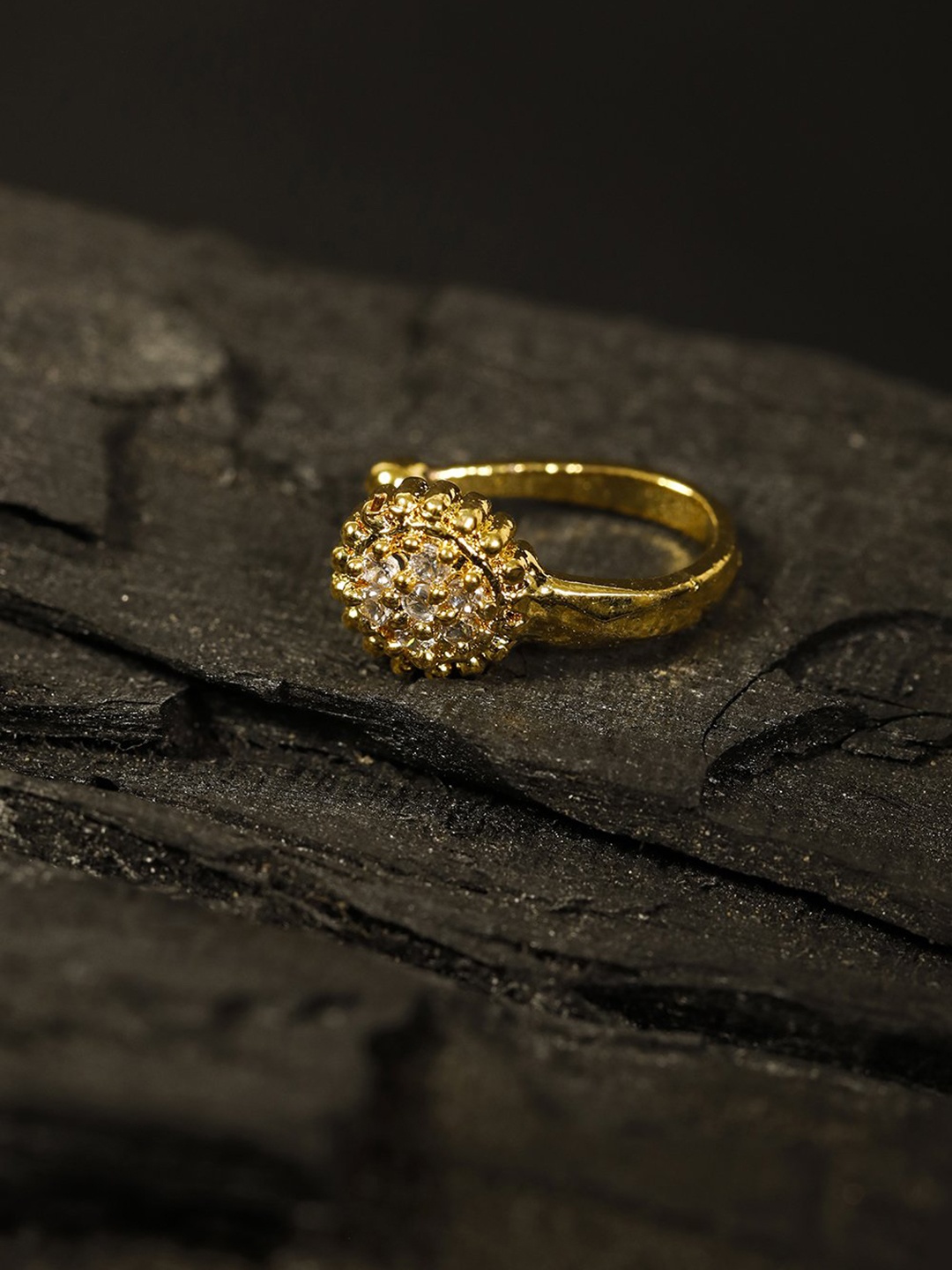 

Priyaasi Gold-Plated American Diamond Studded Clip-On Nosepin