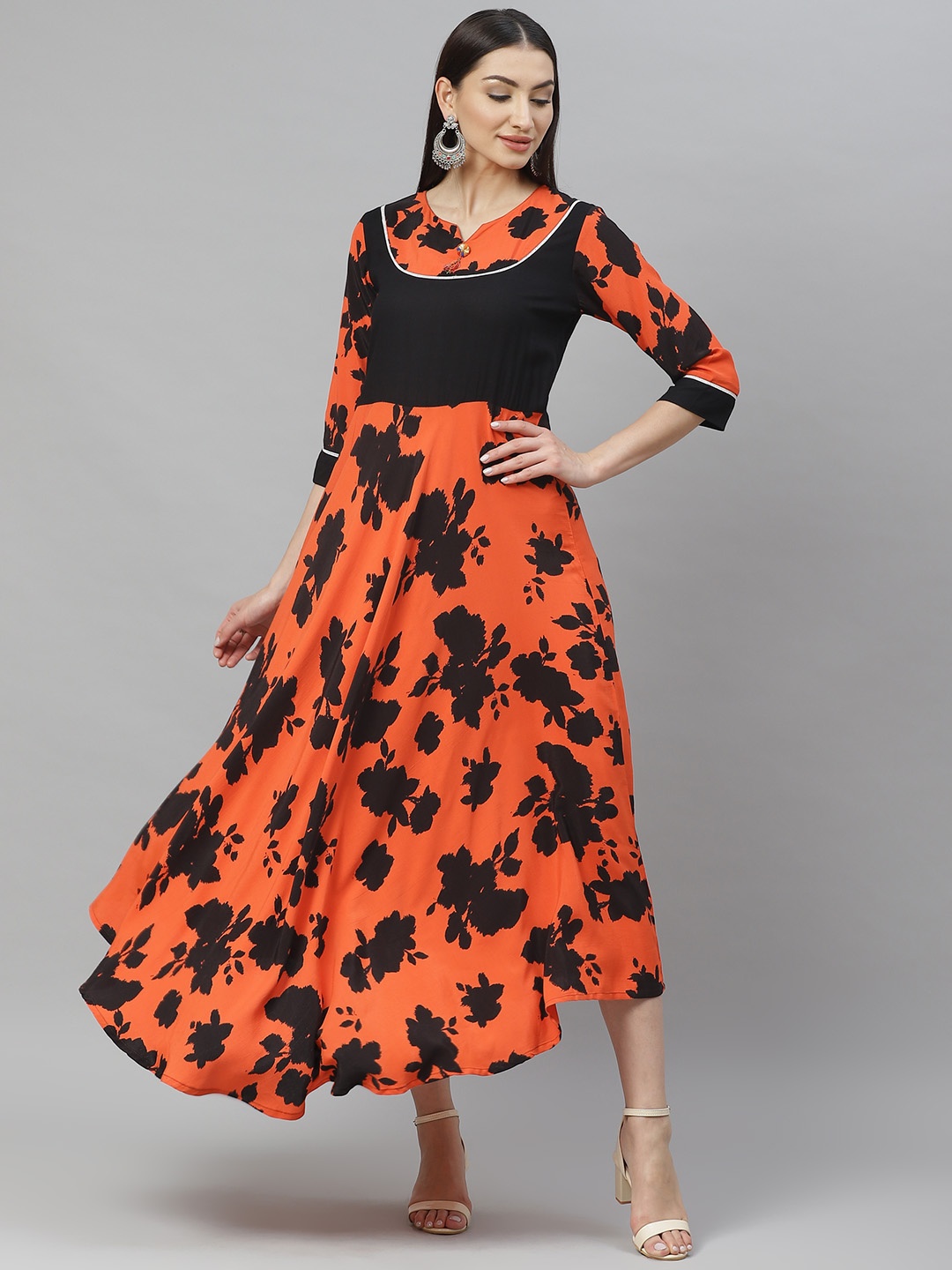

Myshka Women Orange and Black Printed Maxi Dress
