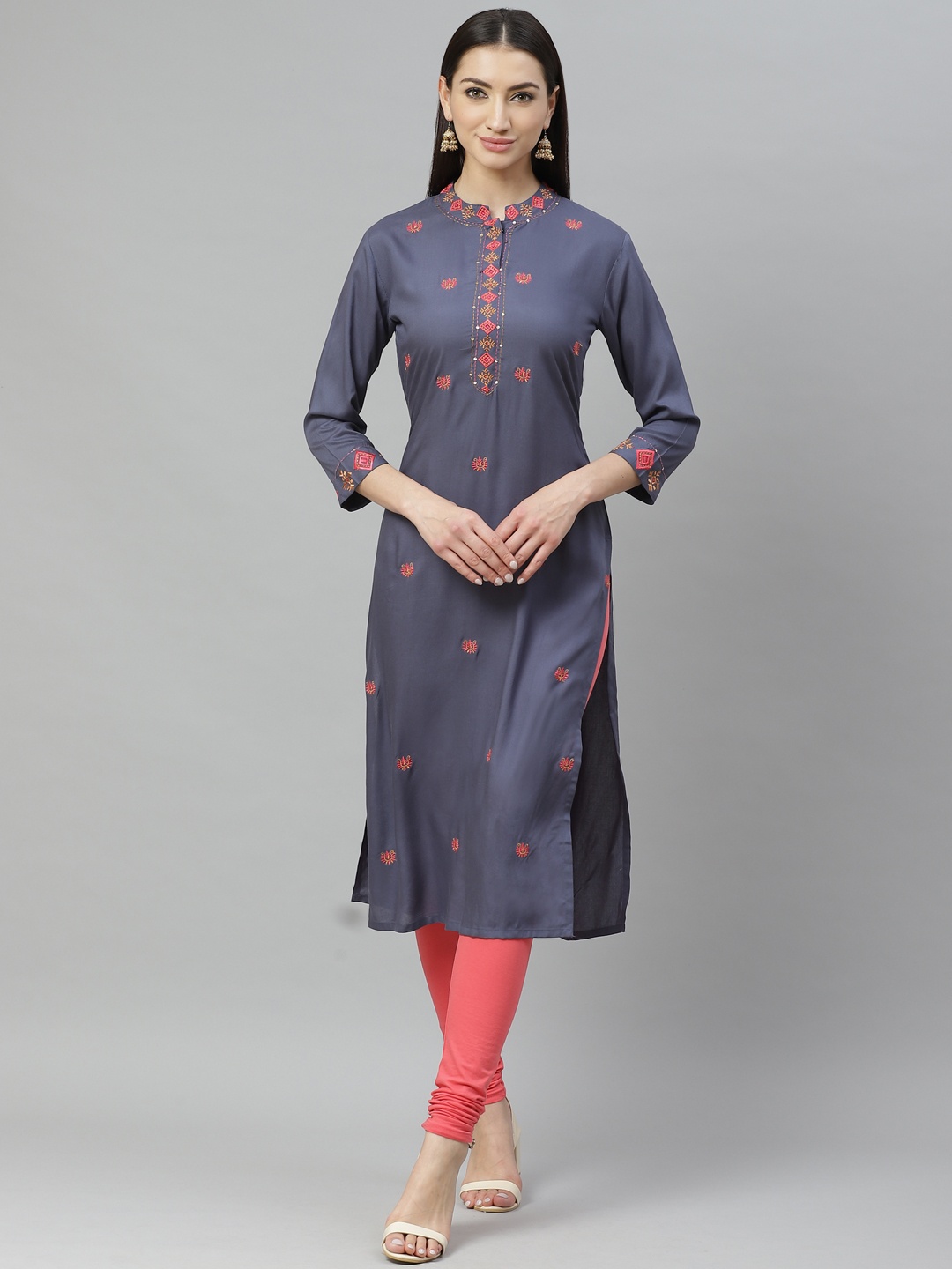 

Myshka Women Grey Embroidered Straight Kurta