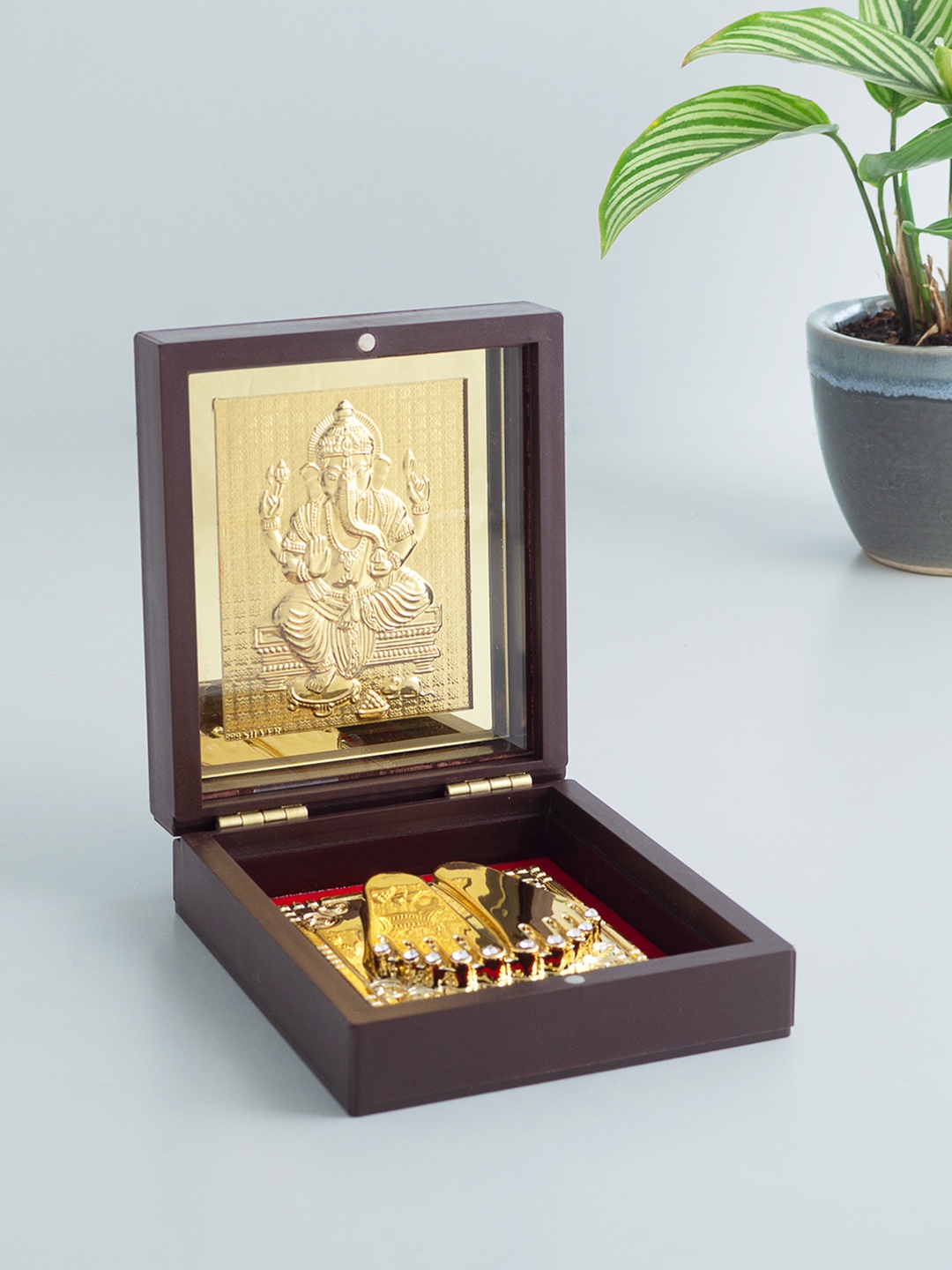 

Golden Peacock Red & Gold-Toned 24 Ct Gold Foil Ganesh Pooja Box