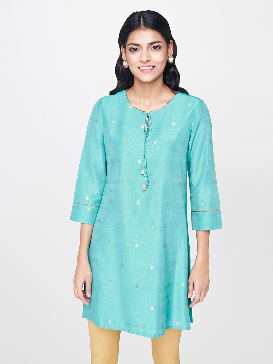 

Global Desi Women Blue & Gold-Toned Woven design Straight Kurti