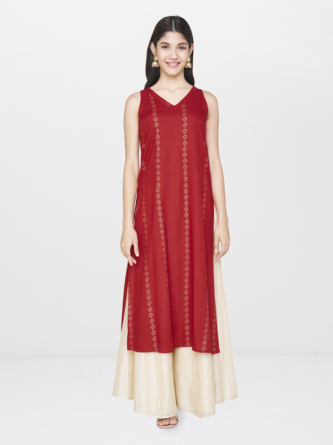 

Global Desi Women Red & Gold-Toned Printed Straight Kurta