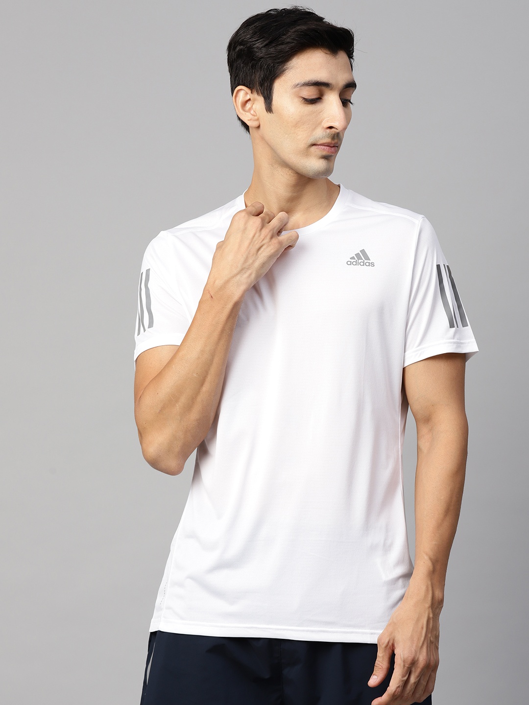 

ADIDAS Men White Printed Detail Response Running T-Shirt