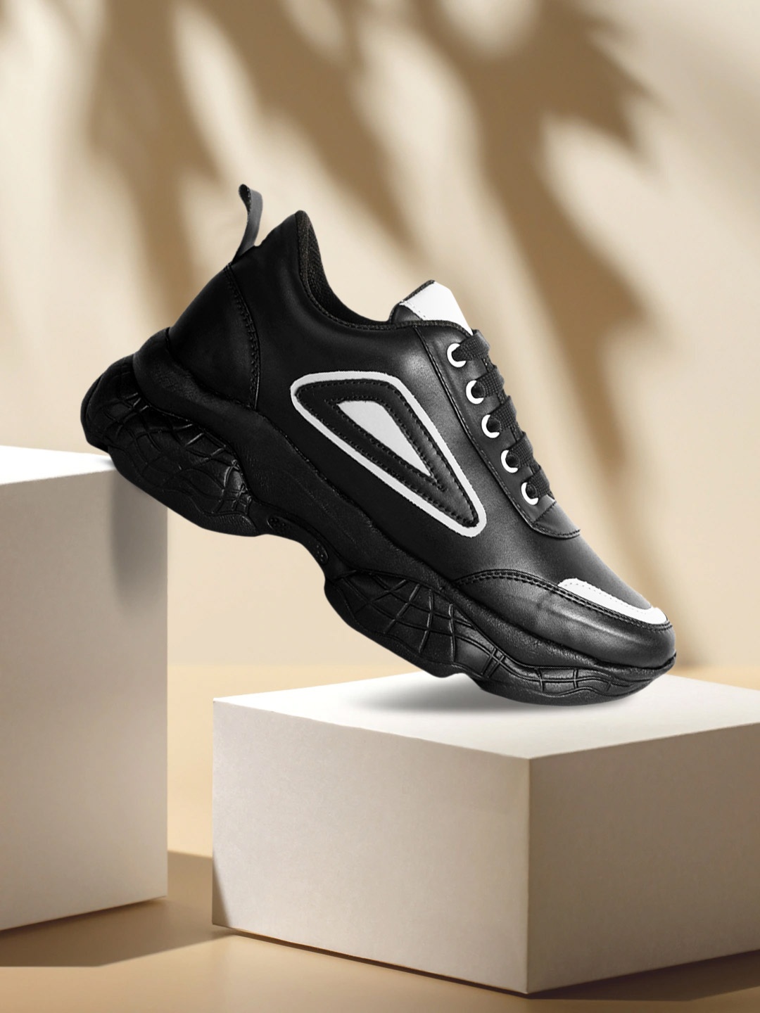 

ZAPATOZ Women Black PU Walking Shoes